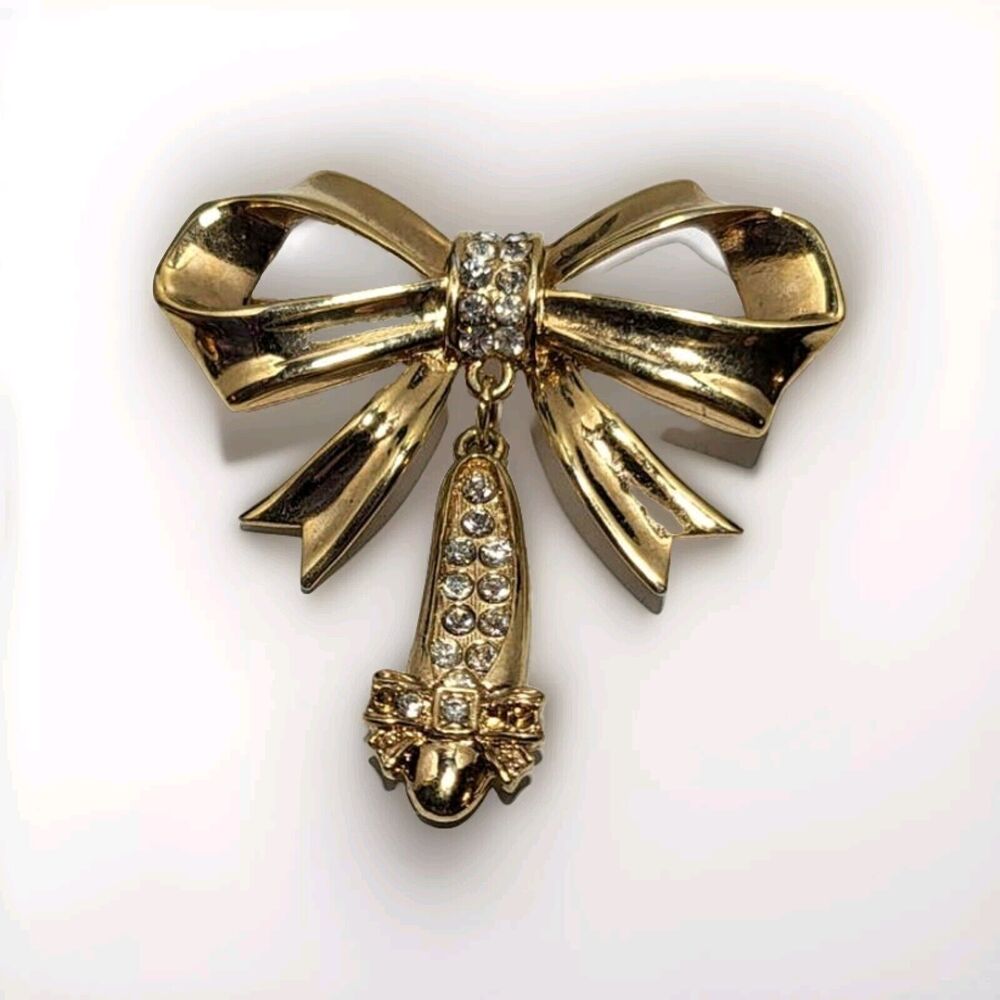 JJ Jonette Gold tone Ribbon Bow Rhinestone Ballet Slipper Vintage Signed Brooch‎